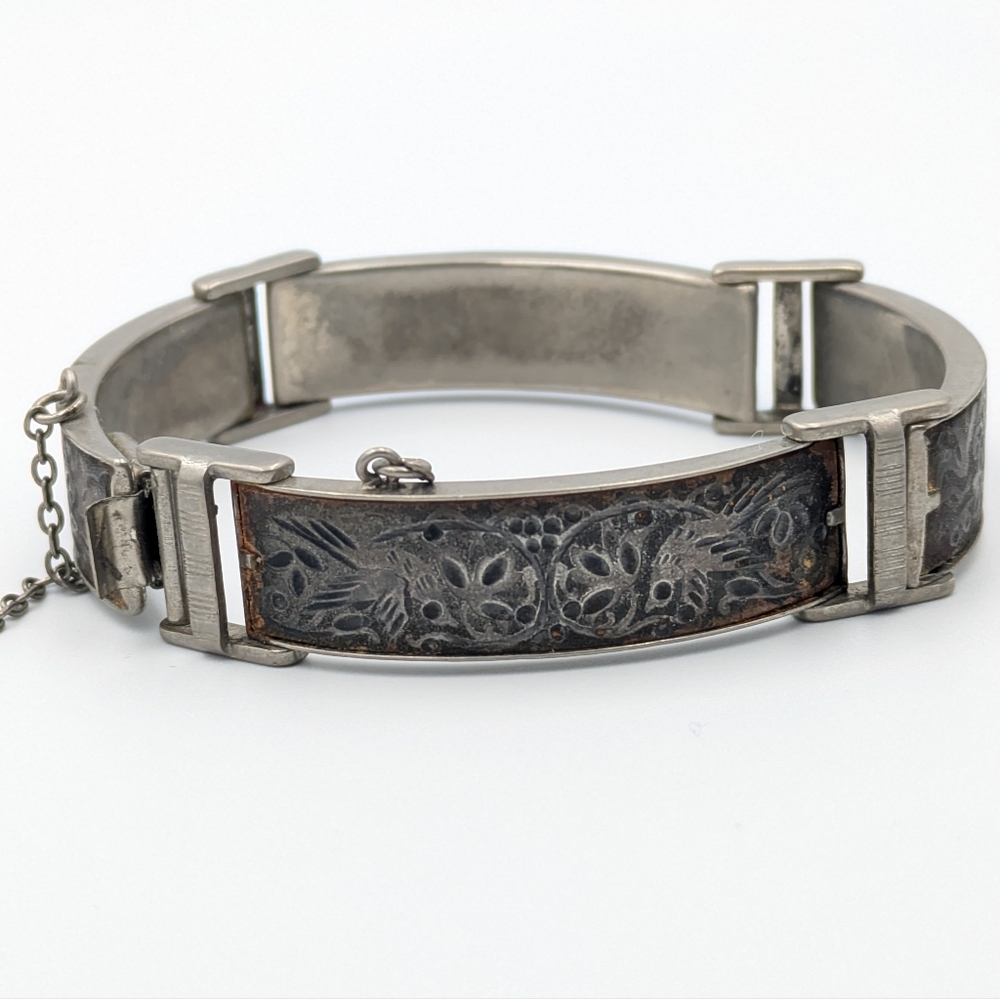 Antique - vintage engraved panel bangle bracelet